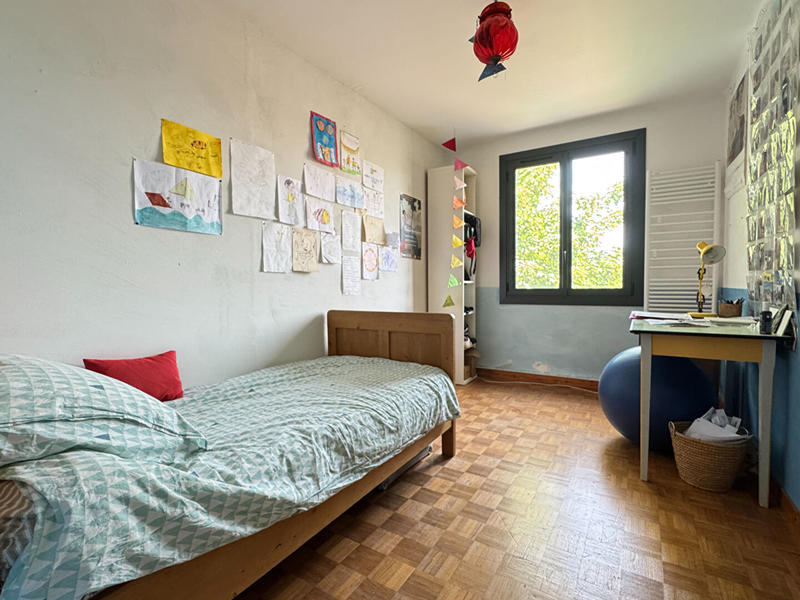 Maison - 220 m² - 7 pièces