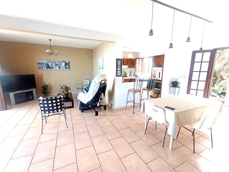 Maison - 160 m² - 7 pièces