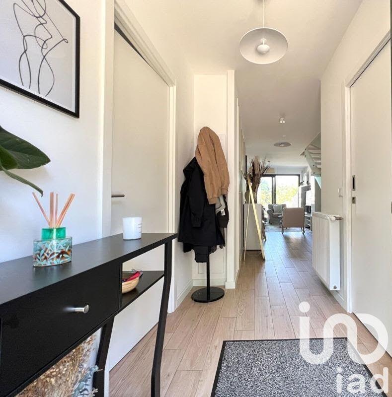 Maison - 103 m² - 5 pièces