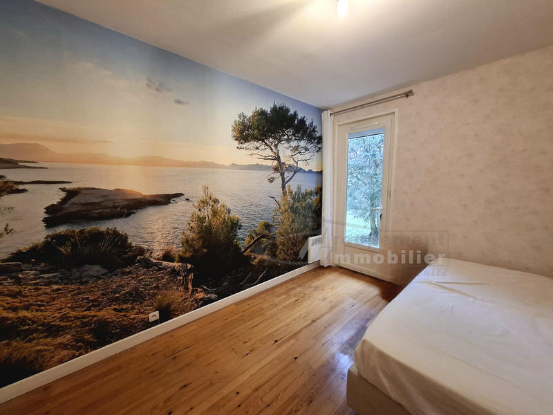 Maison - 102 m² - 4 pièces