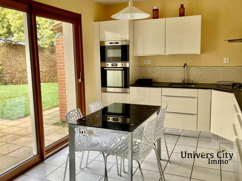 Maison contemporaine - 177 m² - 7 pièces