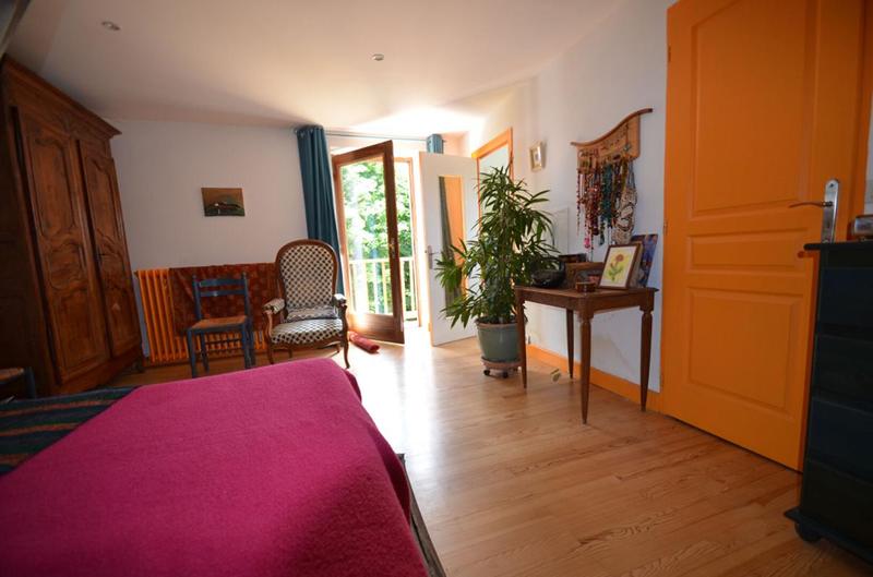 Maison - 430 m² - 12 pièces