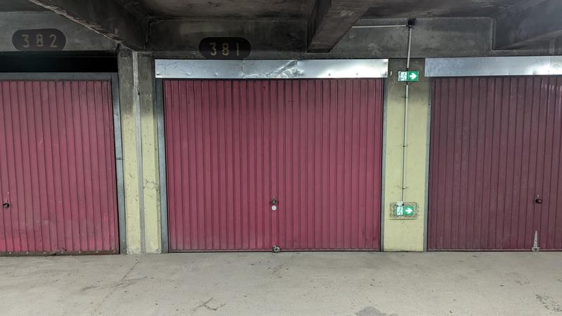Parking / Garage - 15 m²