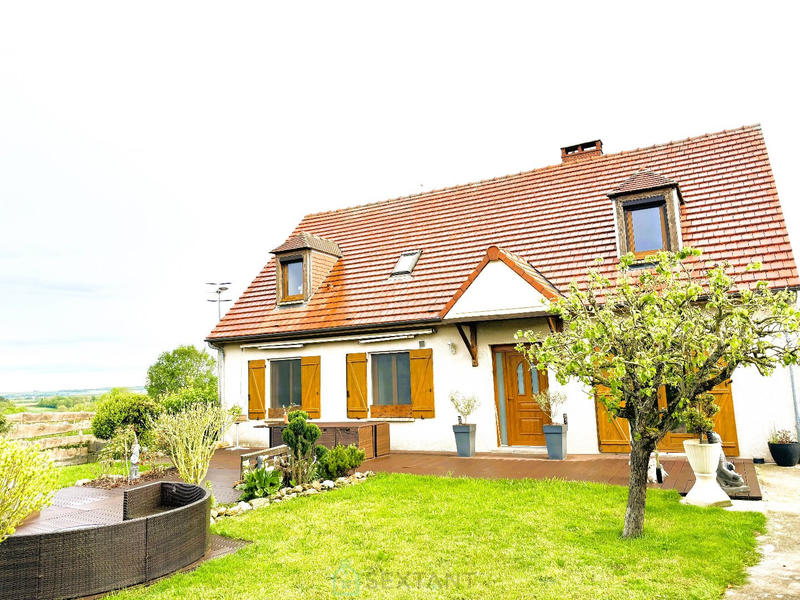 Maison - 185 m² - 7 pièces