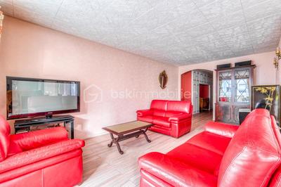 Appartement - 99 m² - 4 pièces