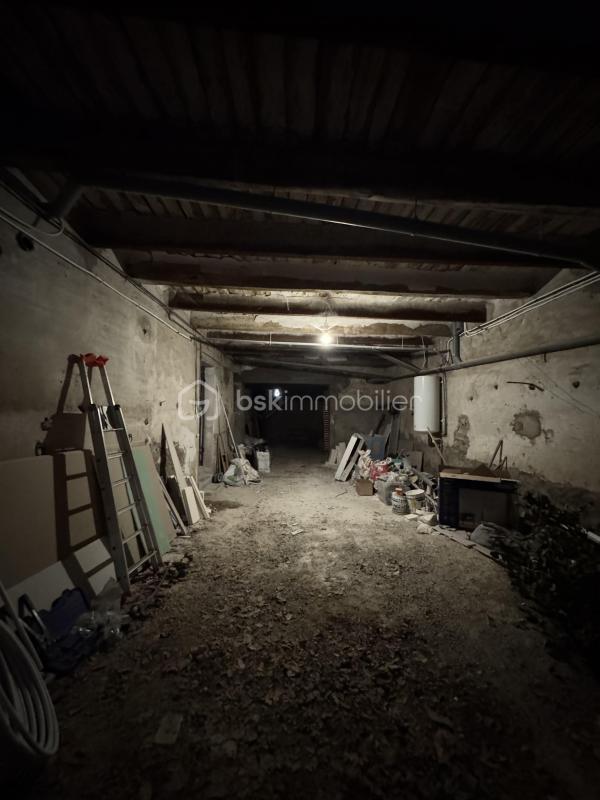 Immeuble - 311 m² - 16 pièces