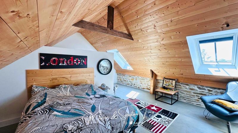 Maison - 388 m² - 10 pièces