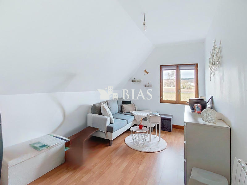 Maison - 90 m² - 6 pièces