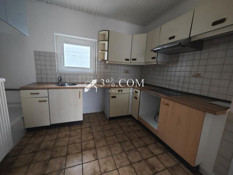 Propriété - 202 m² - 8 pièces