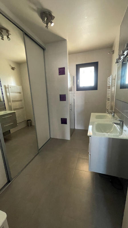 Maison - 155 m² - 6 pièces