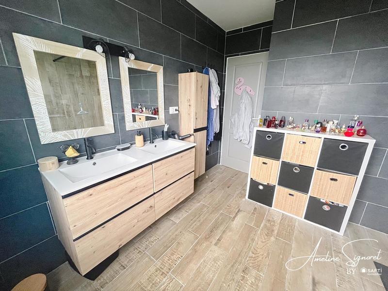 Maison - 113 m² - 5 pièces