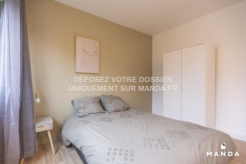 Chambre - 10 m² - 5 pièces