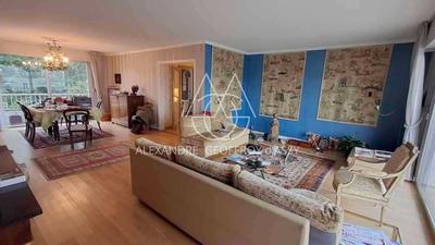 Appartement - 150 m² - 7 pièces