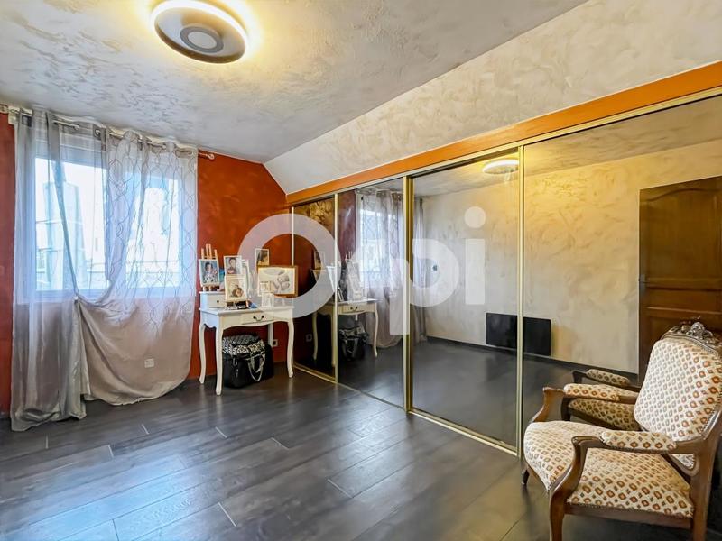 Appartement - 152 m² - 4 pièces