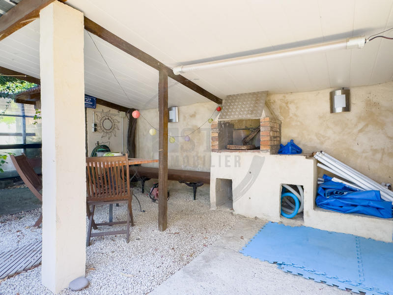 Villa - 137 m² - 7 pièces