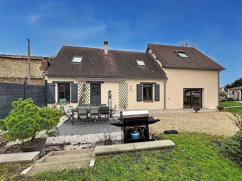 Maison - 120 m² - 4 pièces