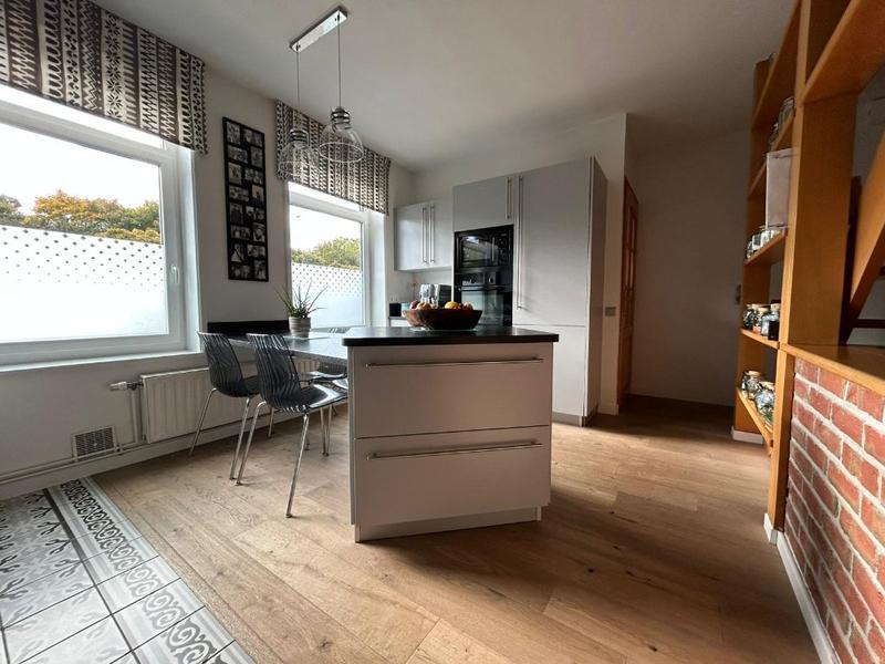 Maison - 135 m² - 6 pièces