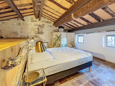 Appartement - 81 m² - 3 pièces