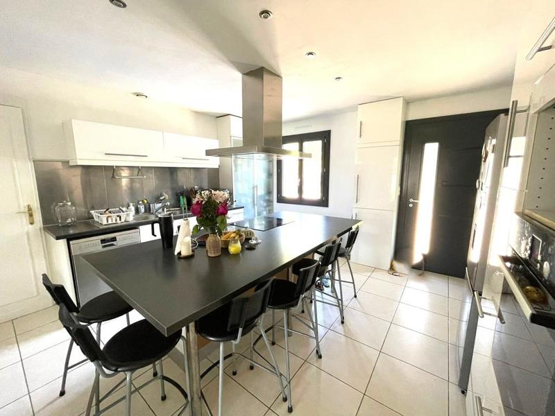 Villa - 94 m² - 4 pièces