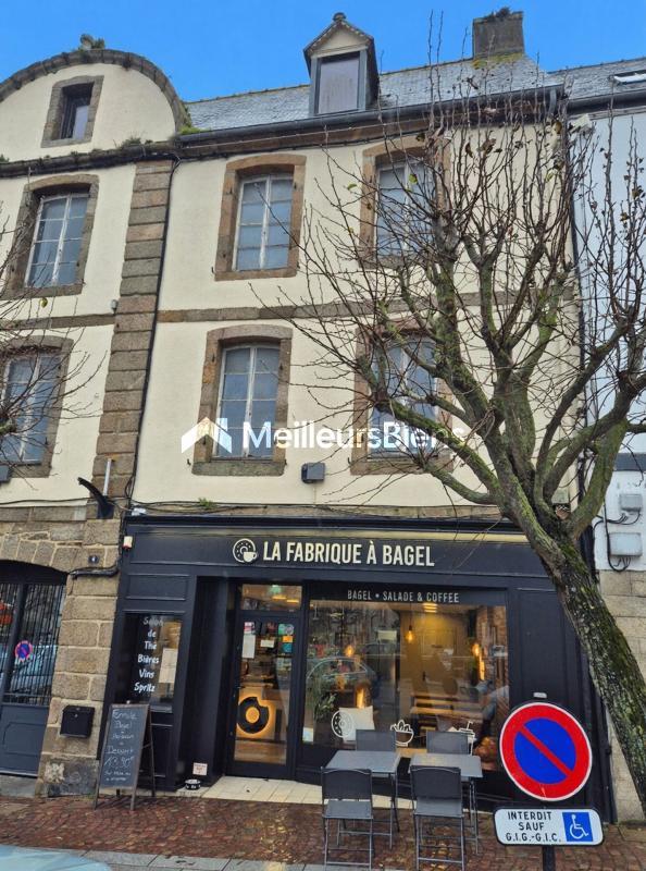 Immeuble - 240 m² - 8 pièces