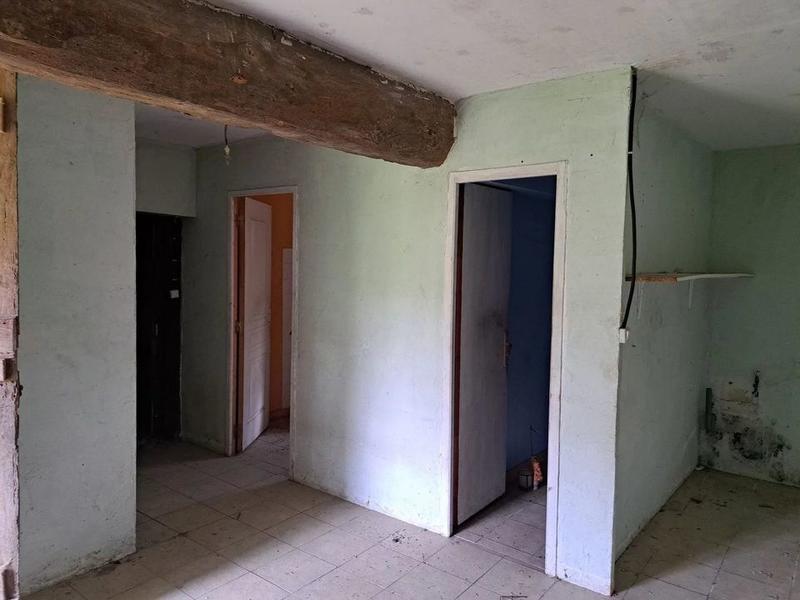 Maison - 250 m² - 4 pièces