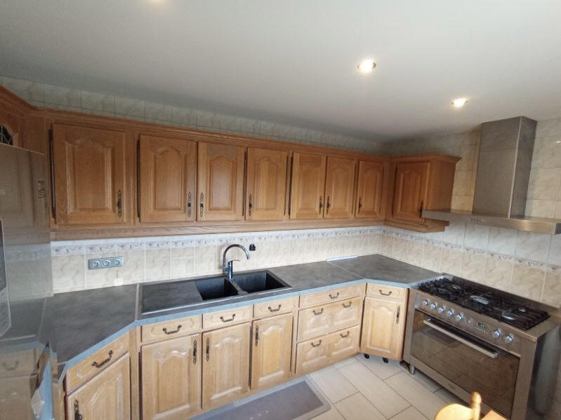 Maison - 92 m² - 6 pièces