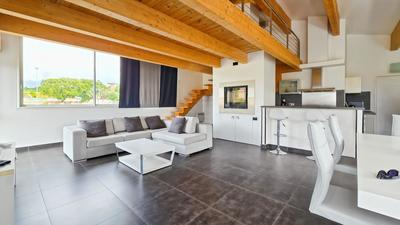 Appartement - 101 m² - 4 pièces