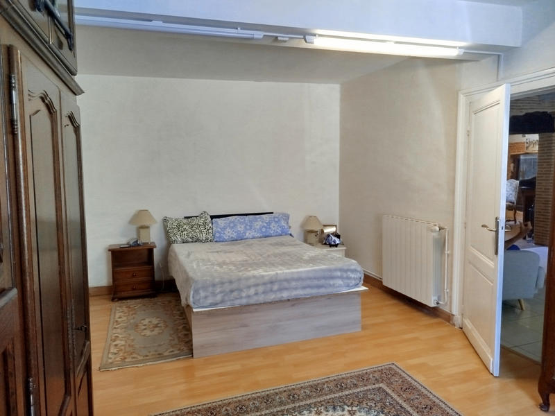 Maison - 215 m² - 6 pièces