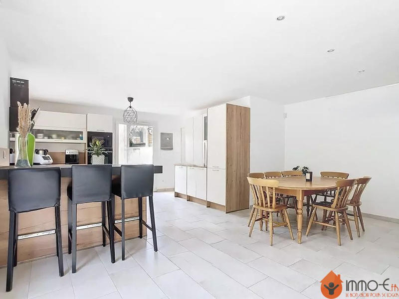 Maison - 150 m² - 6 pièces