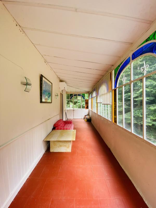 Maison - 400 m² - 11 pièces