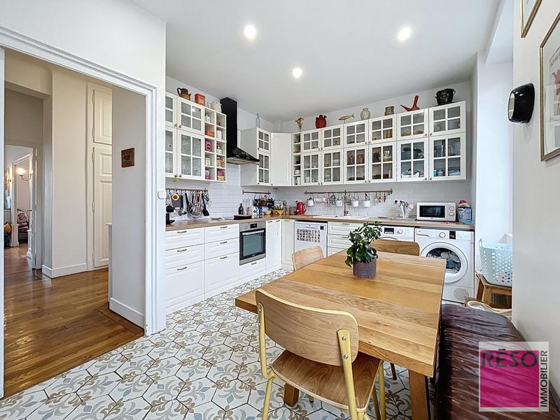 Appartement - 183 m² - 5 pièces