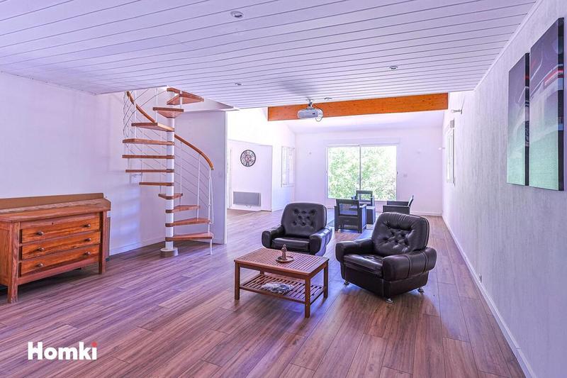 Maison - 175 m² - 6 pièces