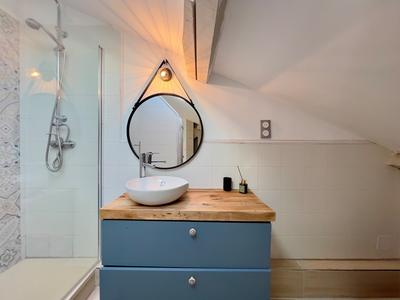 Maison - 157 m² - 8 pièces