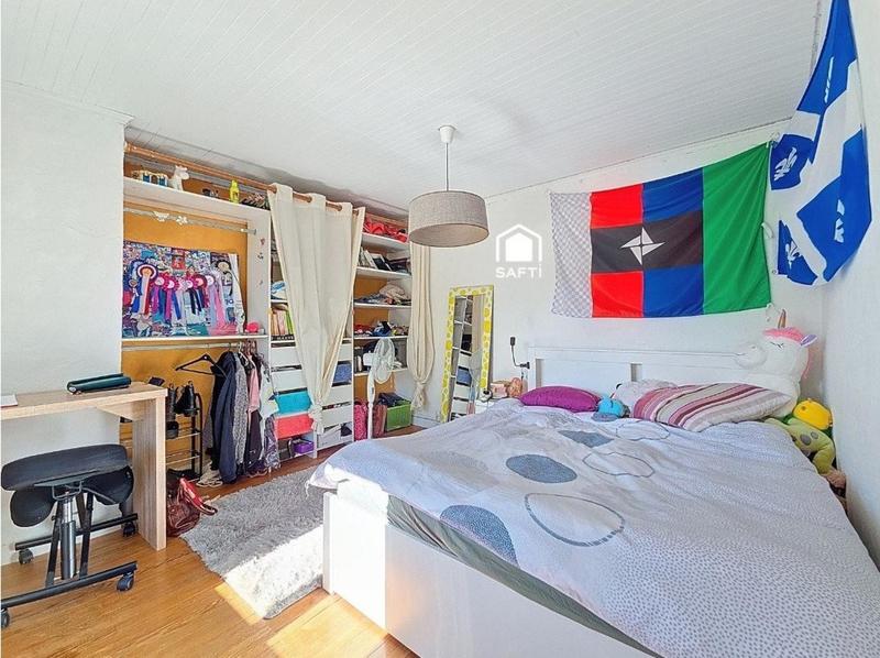 Maison - 226 m² - 8 pièces