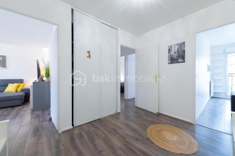 Appartement - 79 m² - 4 pièces