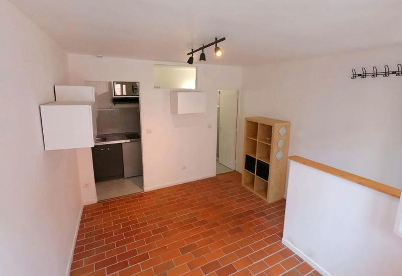 Studio - 20 m² - 1 pièce