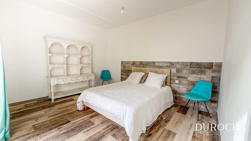 Villa - 210 m² - 5 pièces