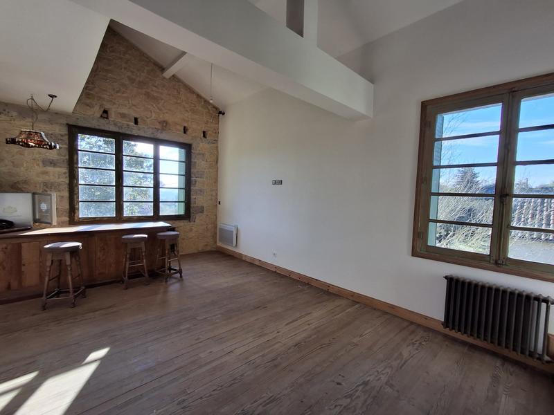 Maison traditionnelle - 160 m² - 6 pièces