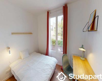 Chambre - 95 m² - 1 pièce