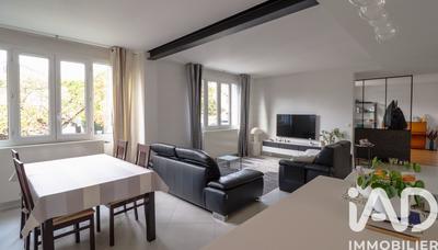 Maison - 152 m² - 6 pièces