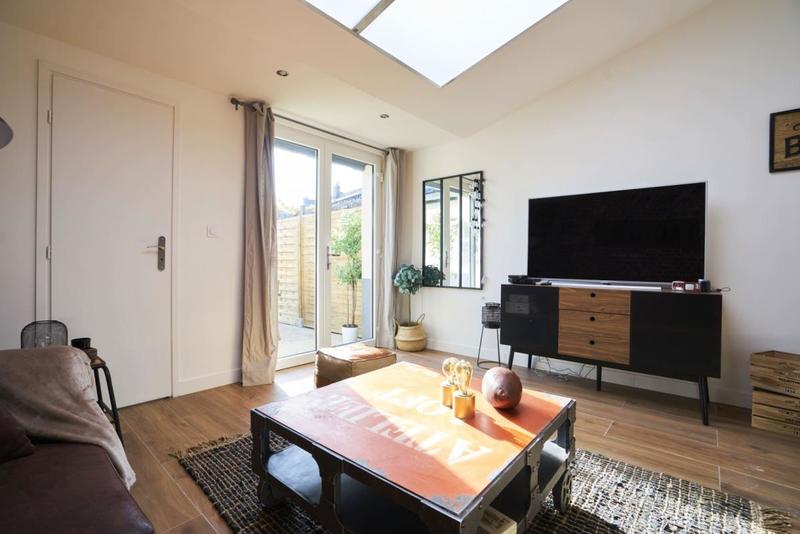 Maison - 100 m² - 6 pièces