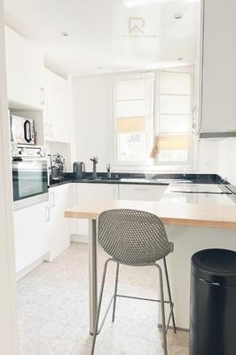 Appartement - 81 m² - 4 pièces