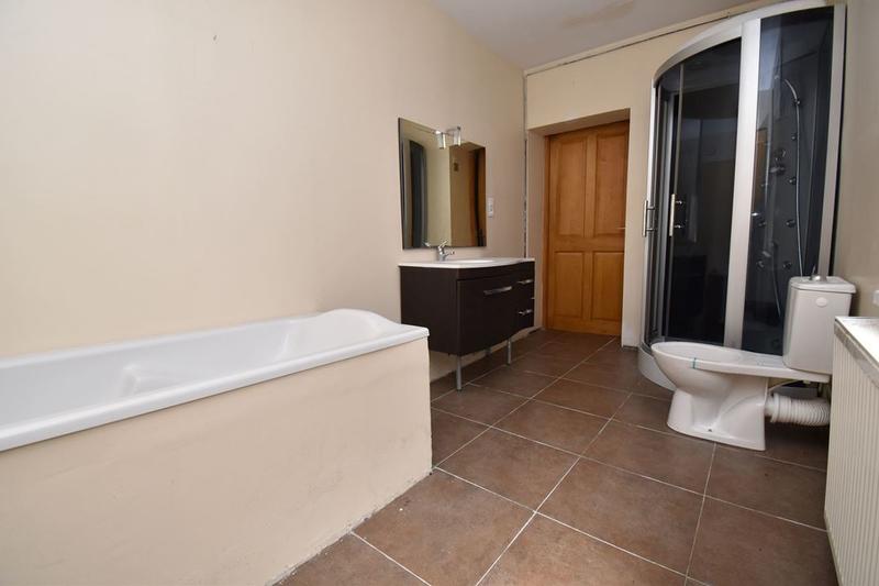 Maison de ville - 150 m² - 70 pièces