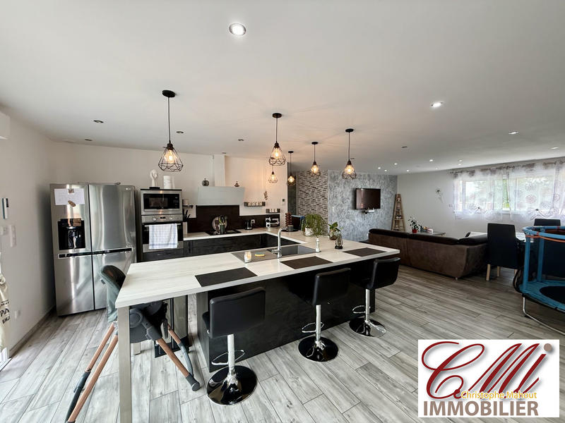 Maison - 158 m² - 5 pièces