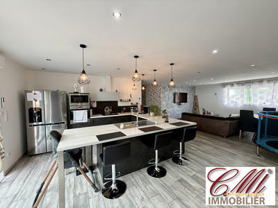 Maison - 158 m² - 5 pièces