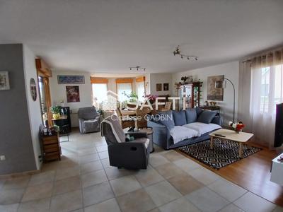 Maison - 171 m² - 6 pièces