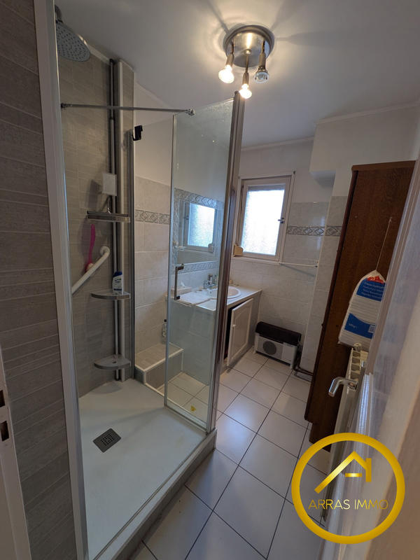 Maison - 101 m² - 6 pièces