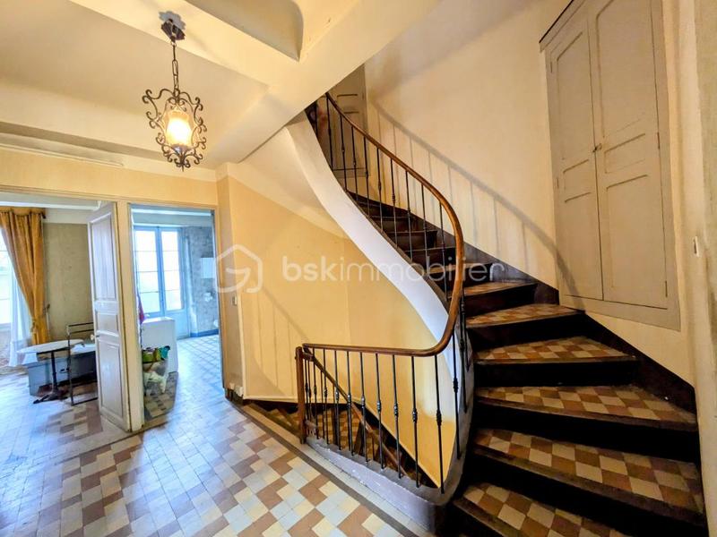 Maison de village - 182 m² - 8 pièces