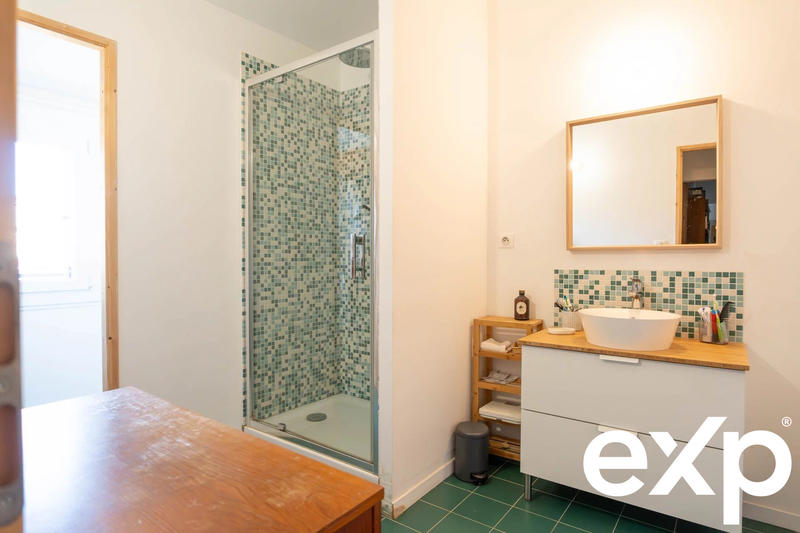 Maison - 191 m² - 8 pièces