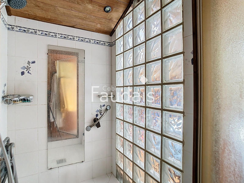 Maison - 160 m² - 5 pièces